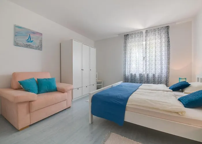 Tanga Villa *