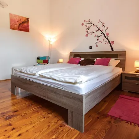 Tanga Villa *